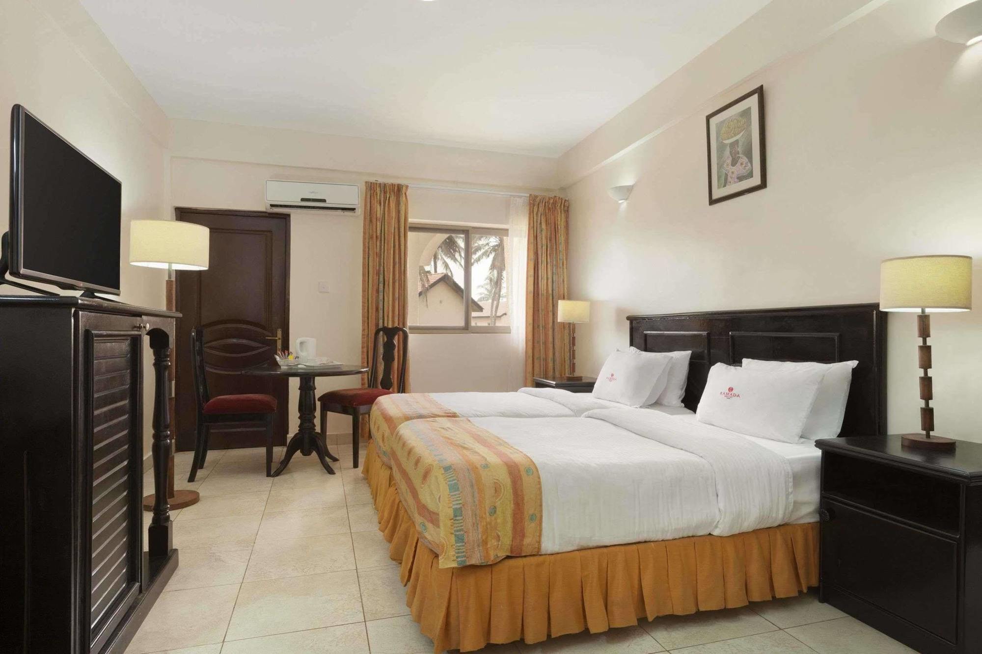 Ramada Resort Accra Eksteriør billede