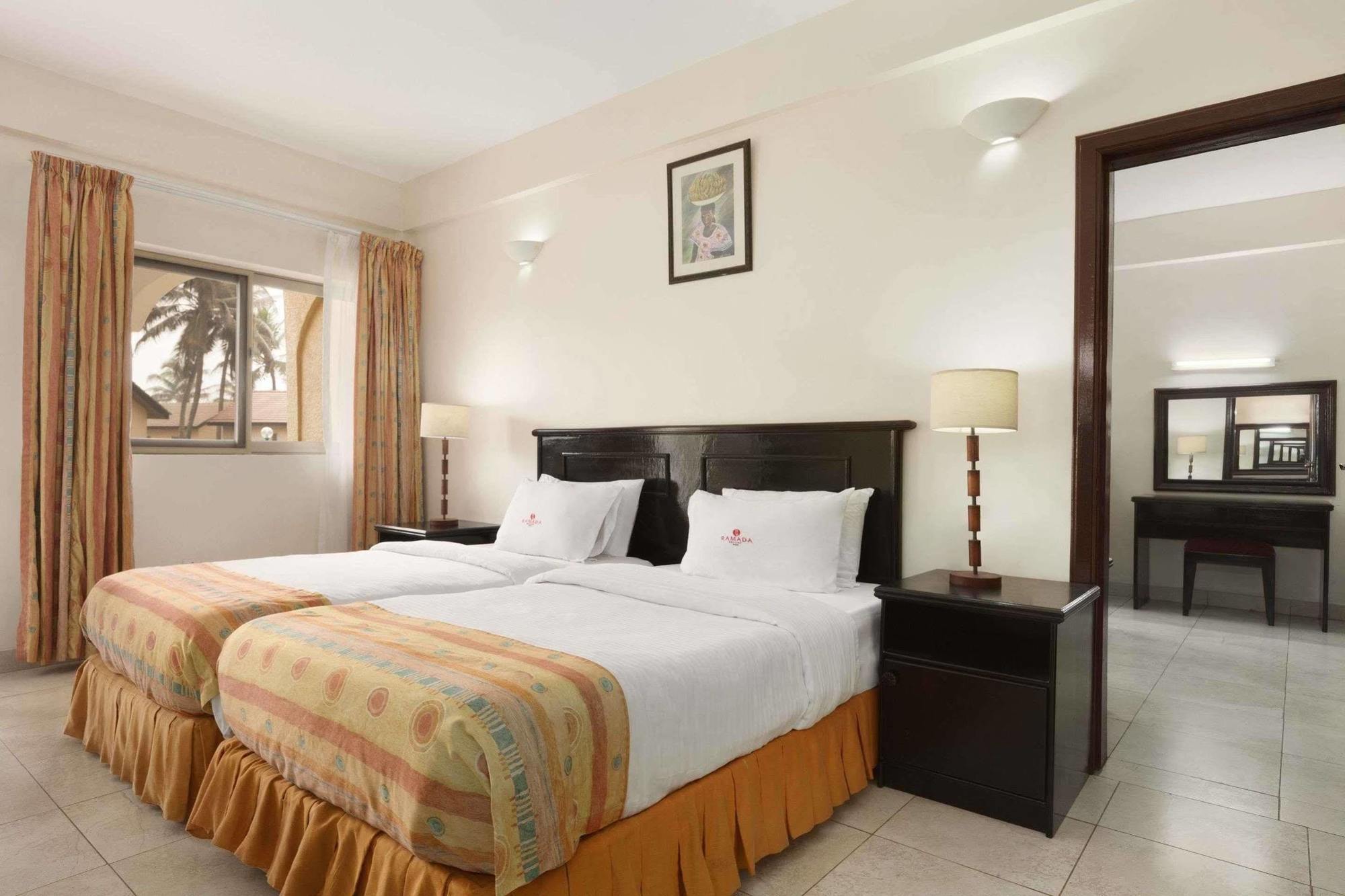 Ramada Resort Accra Eksteriør billede