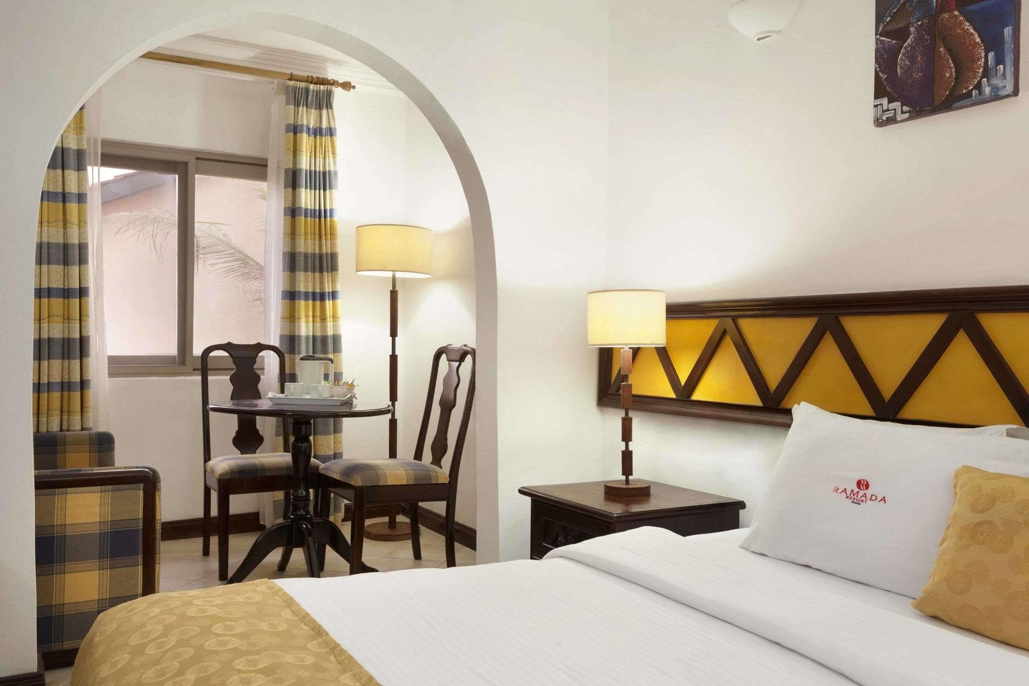 Ramada Resort Accra Eksteriør billede