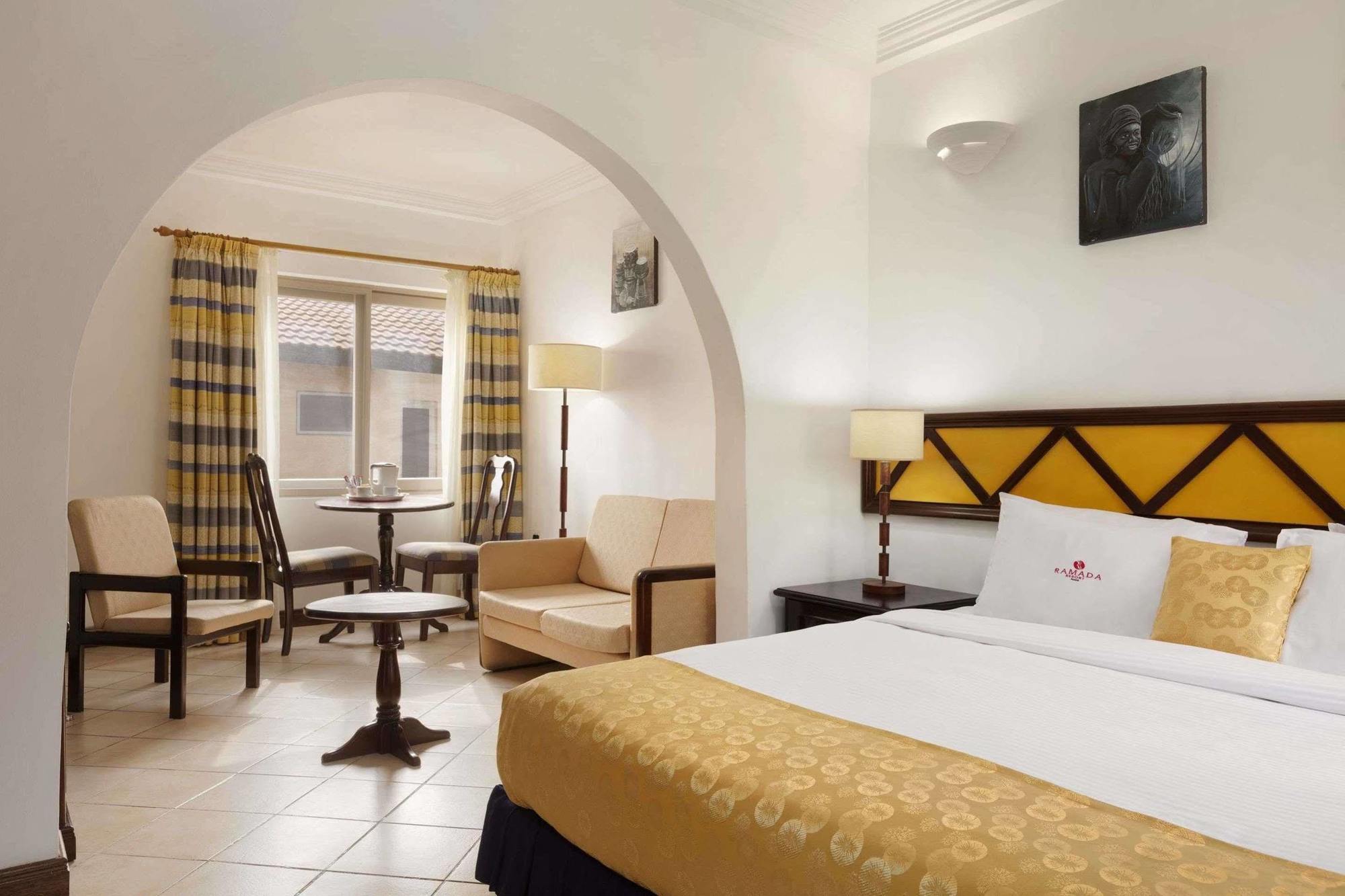Ramada Resort Accra Eksteriør billede